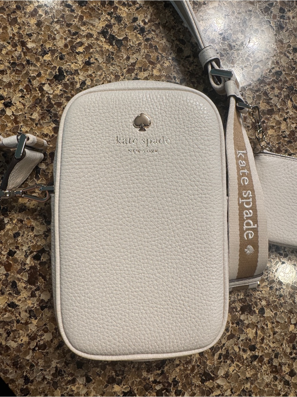 kate spade Ivory Leather Crossbody with Detachable Pouch NWOT - Picture 2 of 8